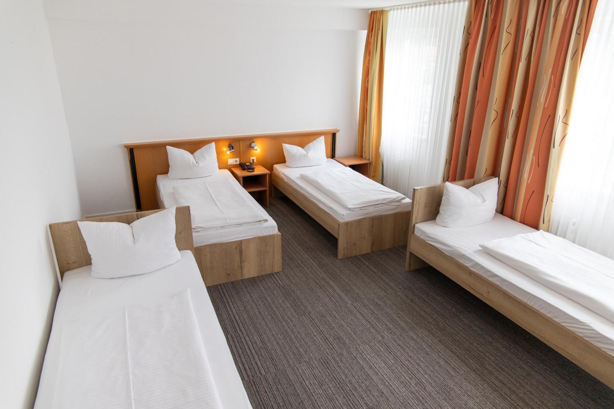 Hotel Am Suedtor Backnang Ngoại thất bức ảnh